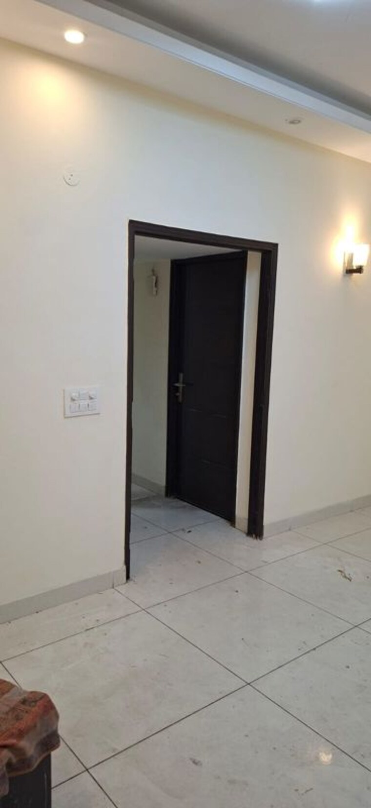 Room, green fields colony 2 Bedroom 200 Sq.Yd. Builder Floor In Green Fields Colony Faridabad 10396491