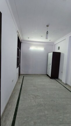 3 BHK Builder Floor For Rent in Vikas Puri