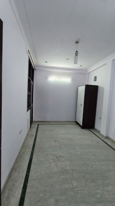 3 BHK Builder Floor For Rent in Vikas Puri
