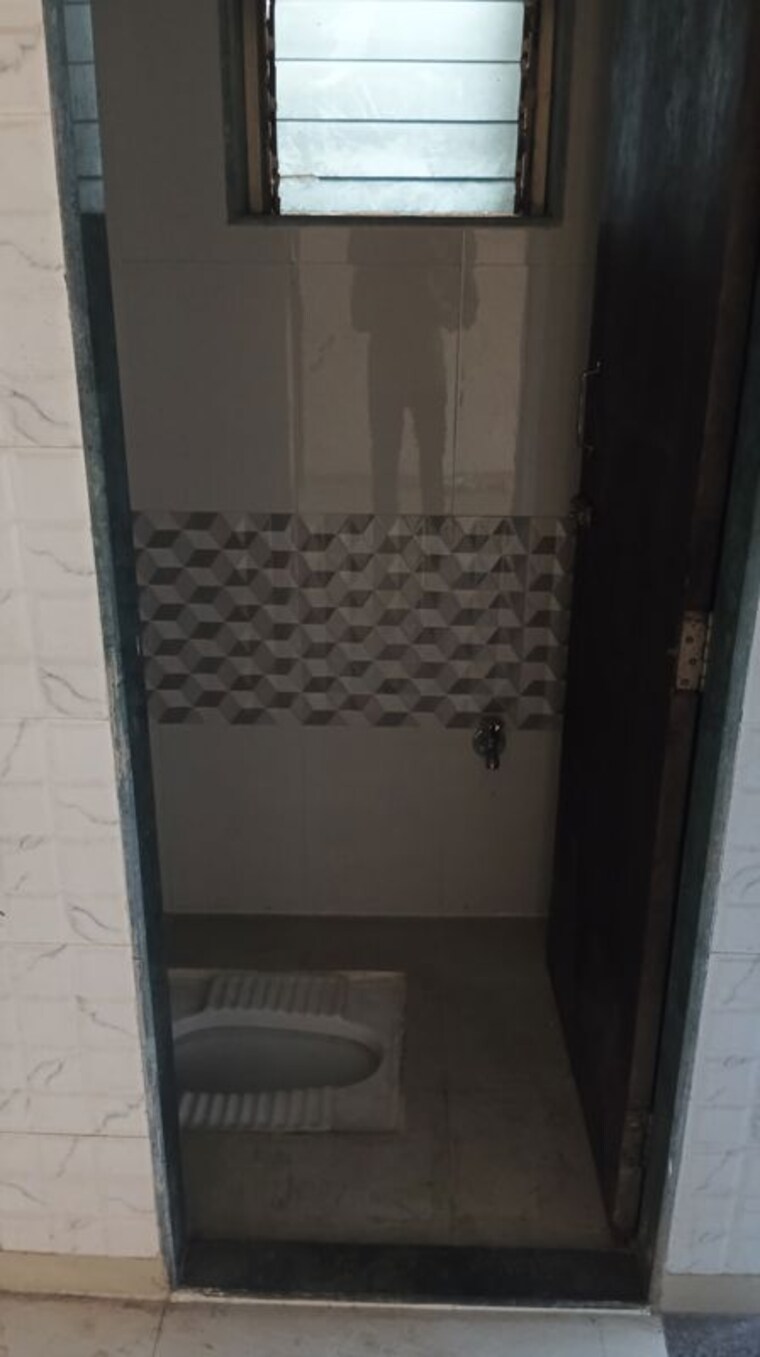 Bathroom, krishna-palace-ulwe 1 RK 465 Sq.Ft. Apartment In Ulwe Sector 16 Navi Mumbai 10388392