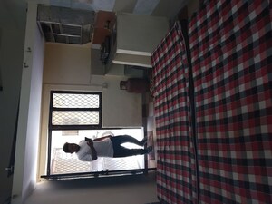 Furnished Amenities in 1 RK Apartment at Arun Vihar, Sector 29 – for Rent
