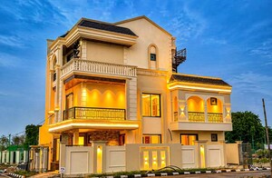 6+ BHK Villa For Sale in Maulviganj