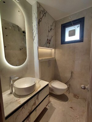 Bathroom in 6+ BHK Villa at Maulviganj – for Sale