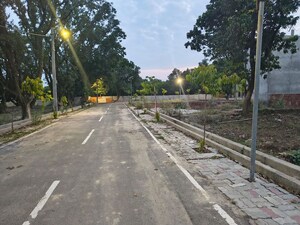  Plot For Sale in Krishna Nagar