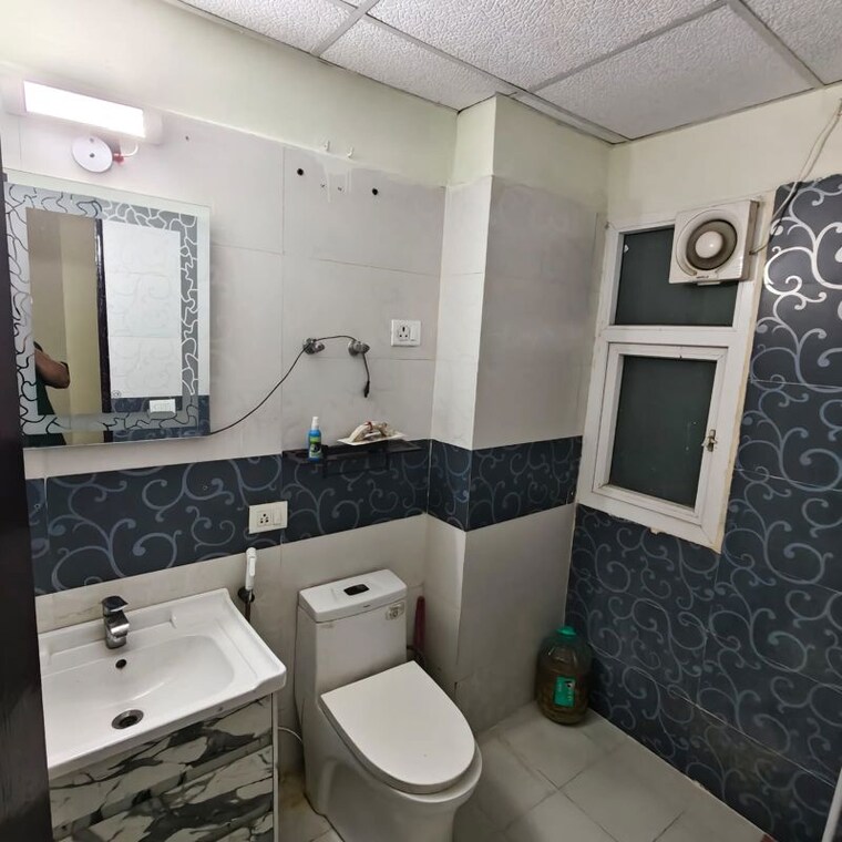 Team Area, antriksh-golf-view-ii 3 Bedroom 1345 Sq.Ft. Apartment In Sector 78 Noida 10396632