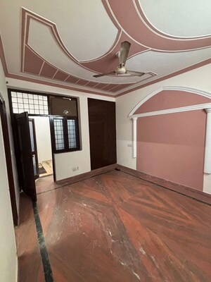 Bedroom in 1 BHK Independent House at Sector 11 – for Rent