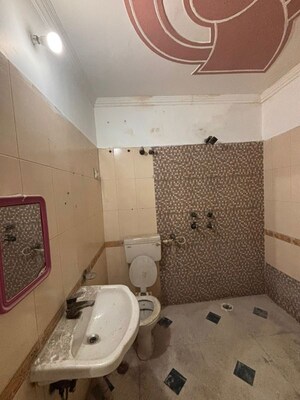 Bathroom in 1 BHK Independent House at Sector 11 – for Rent