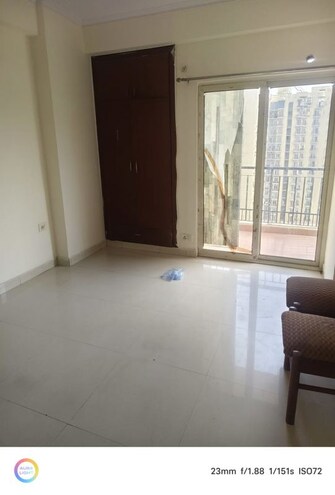 1 BHK + Basement 675 Sq.Ft. Apartment in Maxblis Grand Kingston