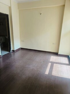 3 BHK + Pooja Room,Servant Room,Study Room,Basement,Store Room Apartment For Rent in Aims Golf City