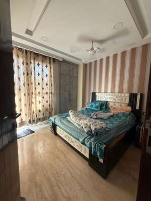 Bedroom in 3 BHK Builder Floor at Chittaranjan Park – for Rent