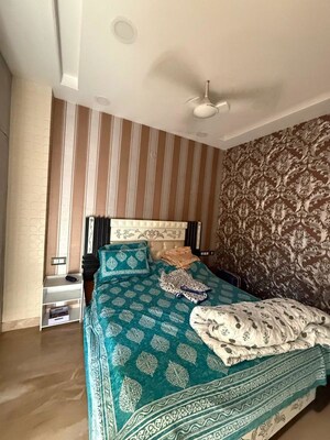 Bedroom in 3 BHK Builder Floor at Chittaranjan Park – for Rent