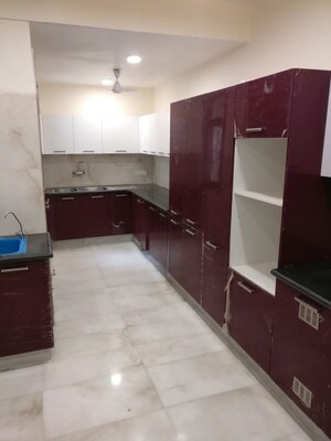 Kitchen in 4 BHK Independent House at Sector 50 – for Rent