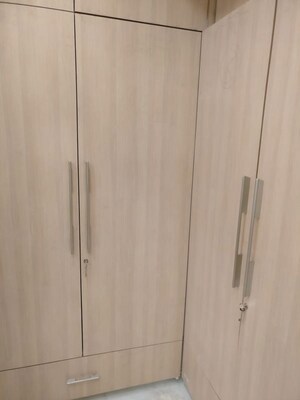 Furnished Amenities in 4 BHK Independent House at Sector 50 – for Rent