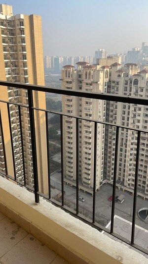 3 BHK Apartment – Exterior View View at Amrapali Silicon City, Sector 76 - for Rent