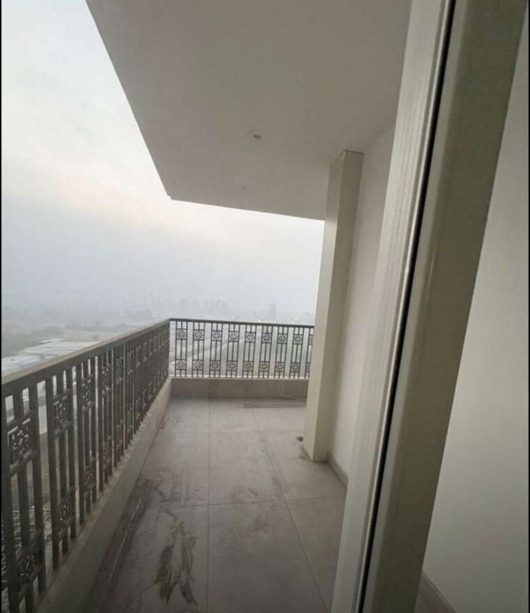 Balcony, malwa-escon-primera 3 Bedroom 1695 Sq.Ft. Apartment In International Airport Road Zirakpur 10396734