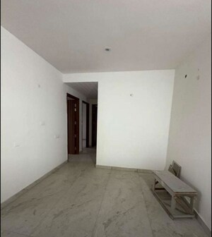 Room in 3 BHK Apartment at Malwa Escon Primera, International Airport Road – for Rent