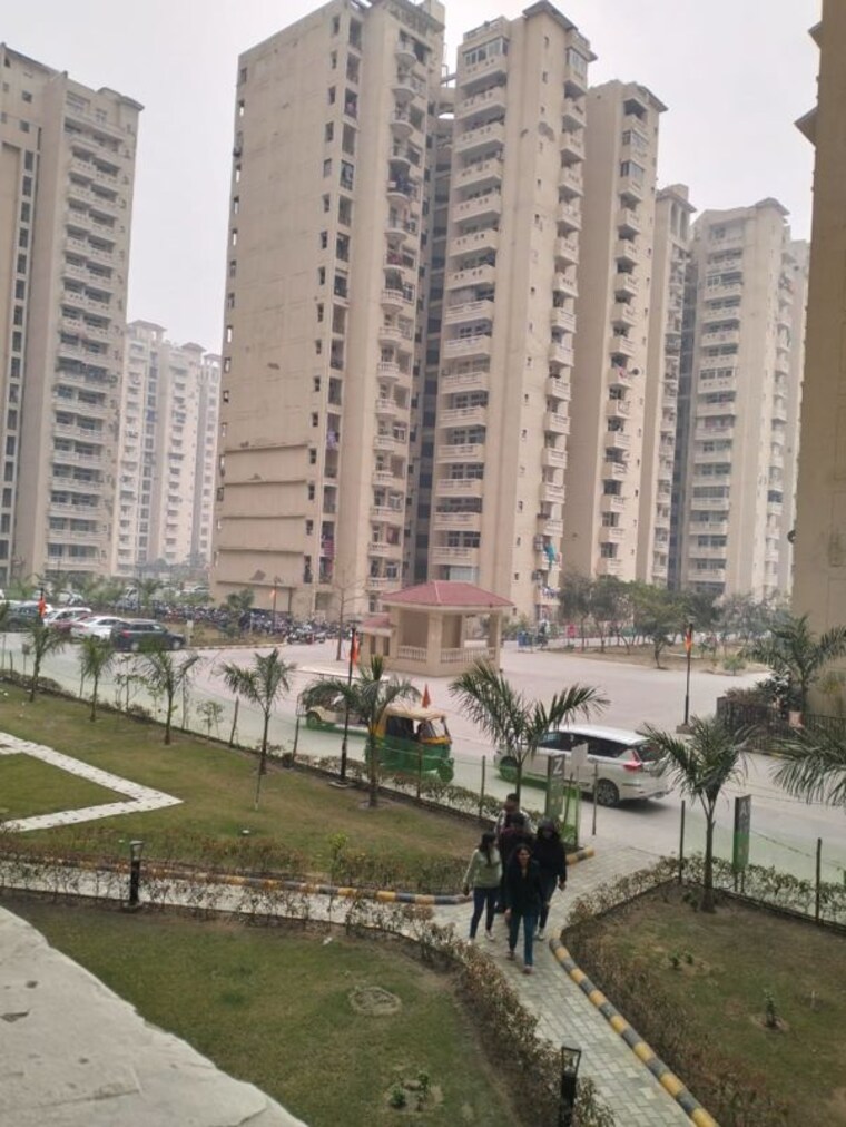 Exterior View, amrapali-silicon-city 3 Bedroom 1545 Sq.Ft. Apartment In Sector 76 Noida 10396739