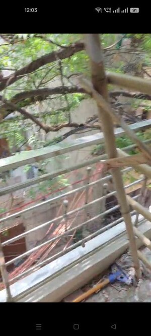 Balcony in 1 BHK Builder Floor at Panchsheel Extension – for Rent