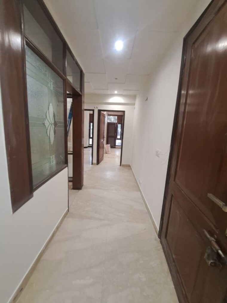 Entrance, greater kailash part 3 3 Bedroom 1800 Sq.Ft. Builder Floor In Greater Kailash Part 3 Delhi 10396763