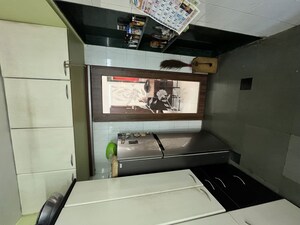 Furnished Amenities in 2 BHK Apartment at Dahisar West – for Sale