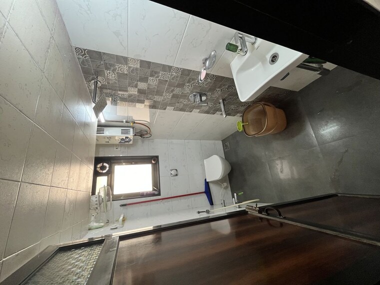 Bathroom, dahisar west 2 Bedroom 852 Sq.Ft. Apartment In Dahisar West Mumbai 10396629