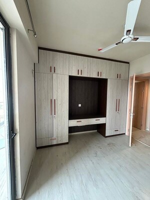 Building Lobby in 3 BHK Apartment at Emaar MGF The Palm Drive Villas, Sector 66 – for Rent