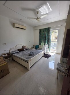 3 BHK + Pooja Room,Study Room Builder Floor For Rent in Sector 21