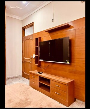 Kitchen in 3 BHK Builder Floor at Sector 35 – for Rent