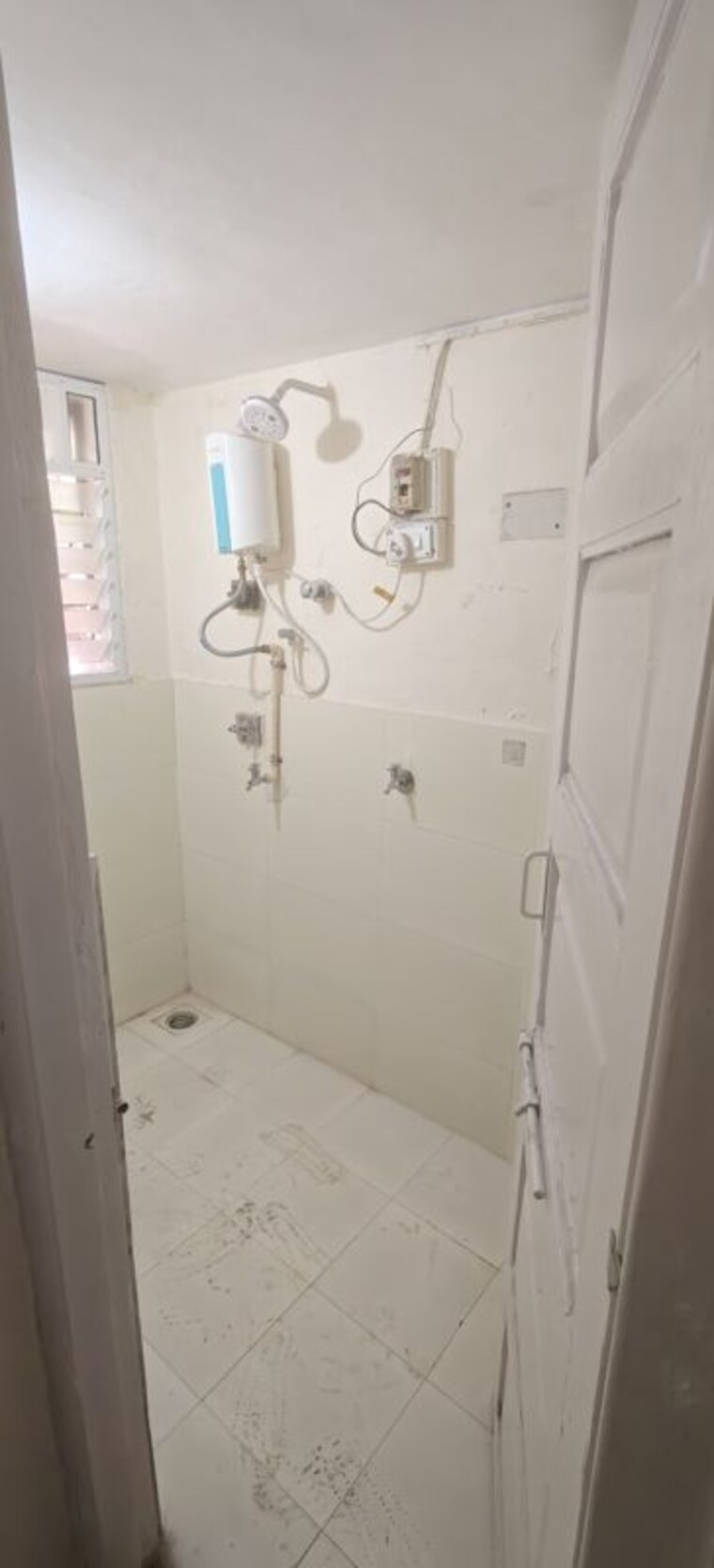 Bathroom, deccan gymkhana 1 Bedroom 550 Sq.Ft. Apartment In Deccan Gymkhana Pune 10396790
