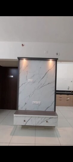 2 BHK + Basement Apartment For Rent in VJ YashOne Infinitee