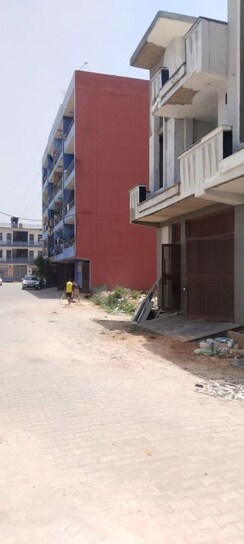6 BHK + Servant Room Independent House For Sale in New Friends Colony