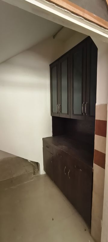 Kitchen in 4 BHK Villa at Ansal Florence Residency, Sector 57 – for Rent