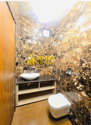 Furnished Amenities in 3 BHK Builder Floor at BPTP District 3, Sector 85 – for Sale