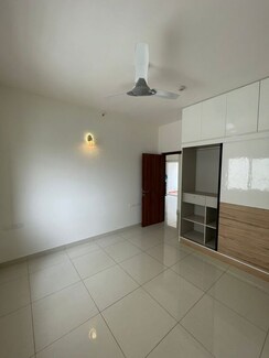 3 BHK + Store Room Apartment For Rent in Benson Town