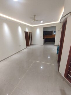 3 BHK + Store Room Apartment For Rent in Benson Town