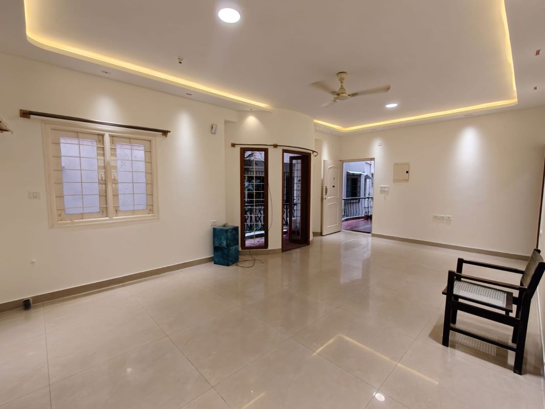 2 BHK Apartment For Rent in Benson Town