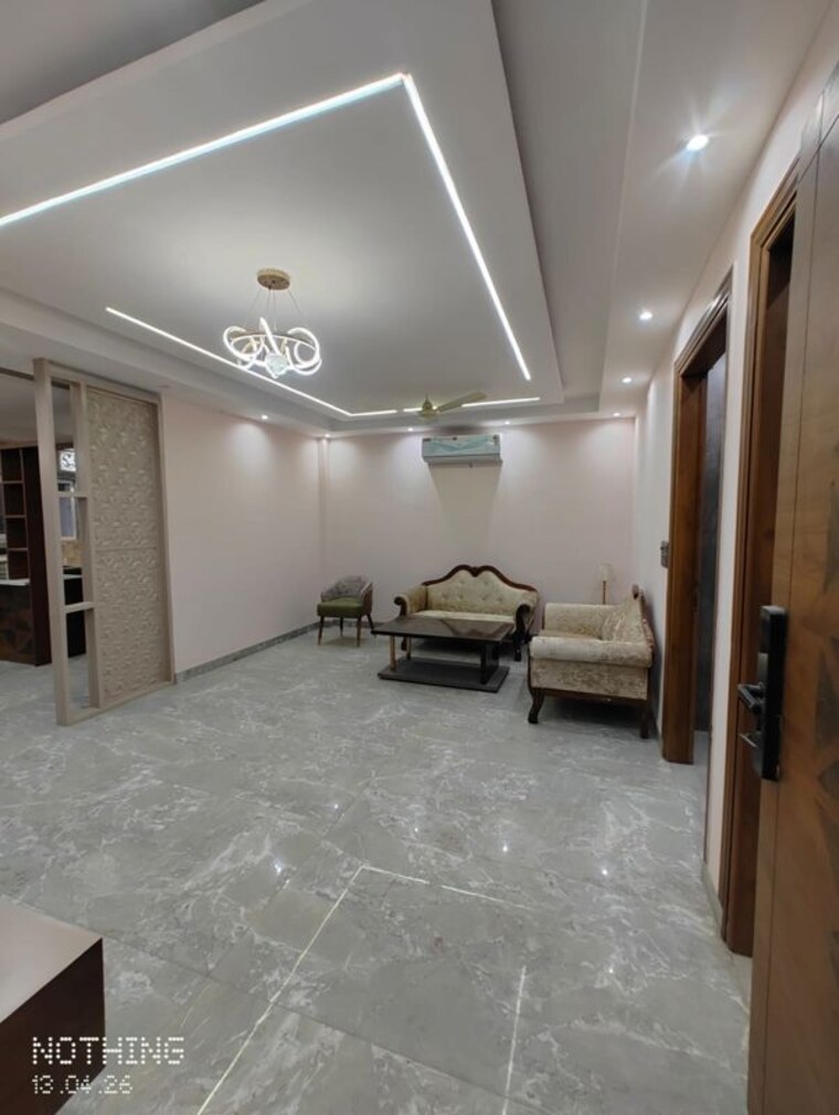 Room, sector 42 3 Bedroom 2000 Sq.Ft. Builder Floor In Sector 42 Gurgaon 10396878