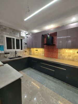 Kitchen in 3 BHK Builder Floor at Sector 42 – for Rent