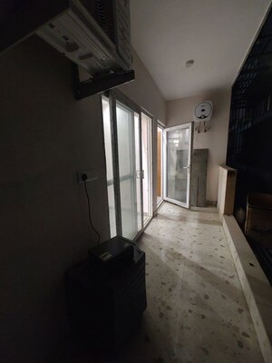 Building Lobby in 3 BHK Builder Floor at Sector 42 – for Rent