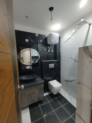 Kitchen in 3 BHK Builder Floor at Sector 42 – for Rent