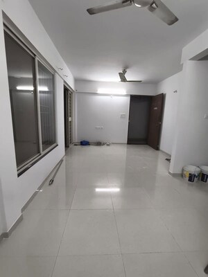 Room in 2 BHK Apartment at Vivanta Life Vishakha Phase 1, Dhanori – for Rent