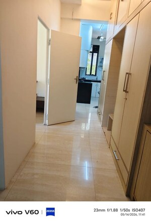 Room in 1.5 BHK Apartment at Adarsh Nagar CHS Worli, Worli – for Rent