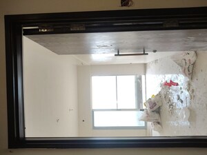 Room in 3 BHK Apartment at Sheth Avante, Kanjurmarg West – for Rent