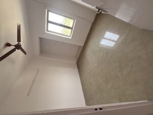 Room in 2.5 BHK Apartment at Eros Sampoornam III, Sector 2 Greater Noida – for Sale