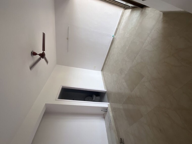 Bathroom, eros-sampoornam-iii 2.5 Bedroom 1060 Sq.Ft. Apartment In Sector 2 Greater Noida Greater Noida 10396907