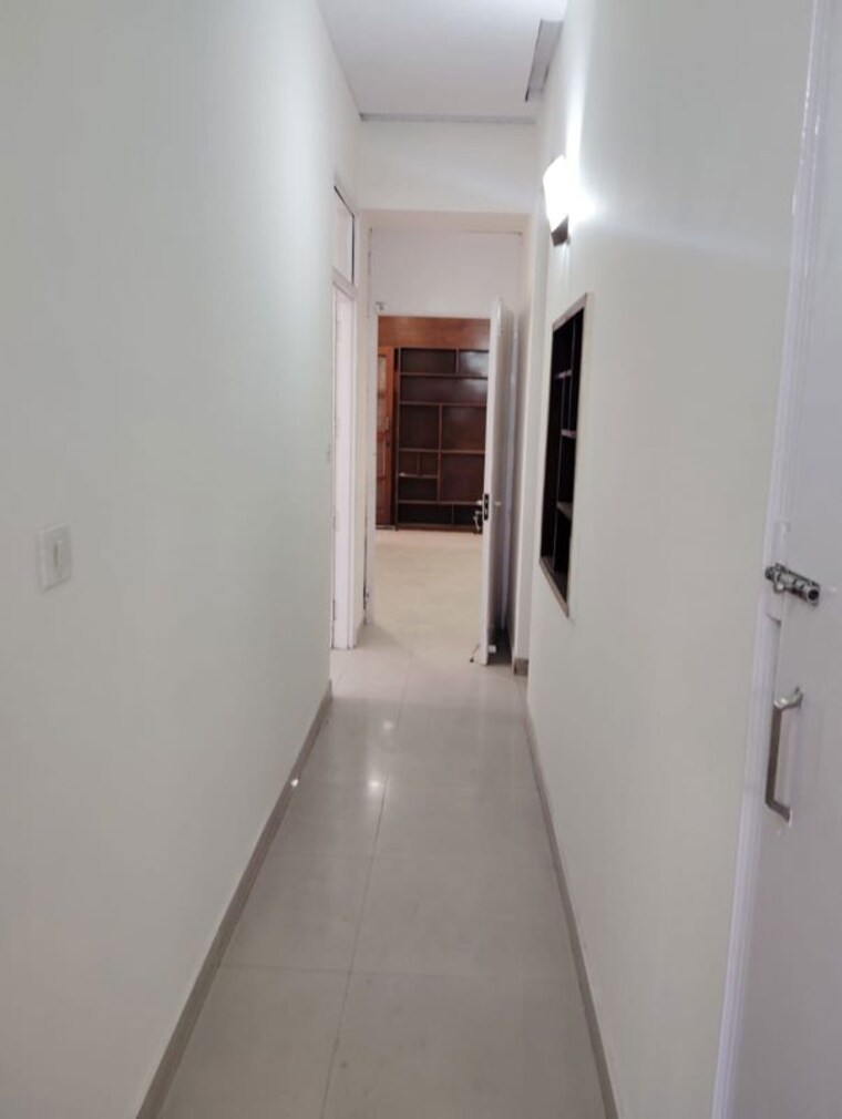 undefined, safdarjung enclave 3.5 Bedroom 2500 Sq.Ft. Builder Floor In Safdarjung Enclave Delhi 10396927