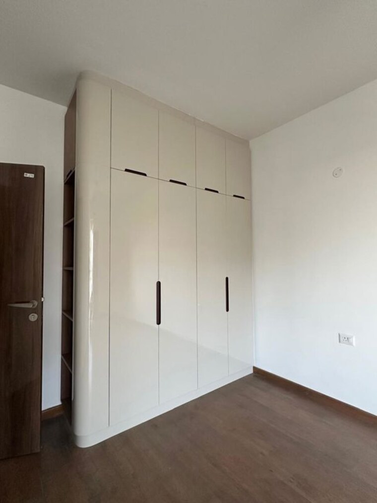 Room, dlf-garden-city-independent-floors 3.5 Bedroom 1985 Sq.Ft. Builder Floor In Sector 92 Gurgaon 10396919