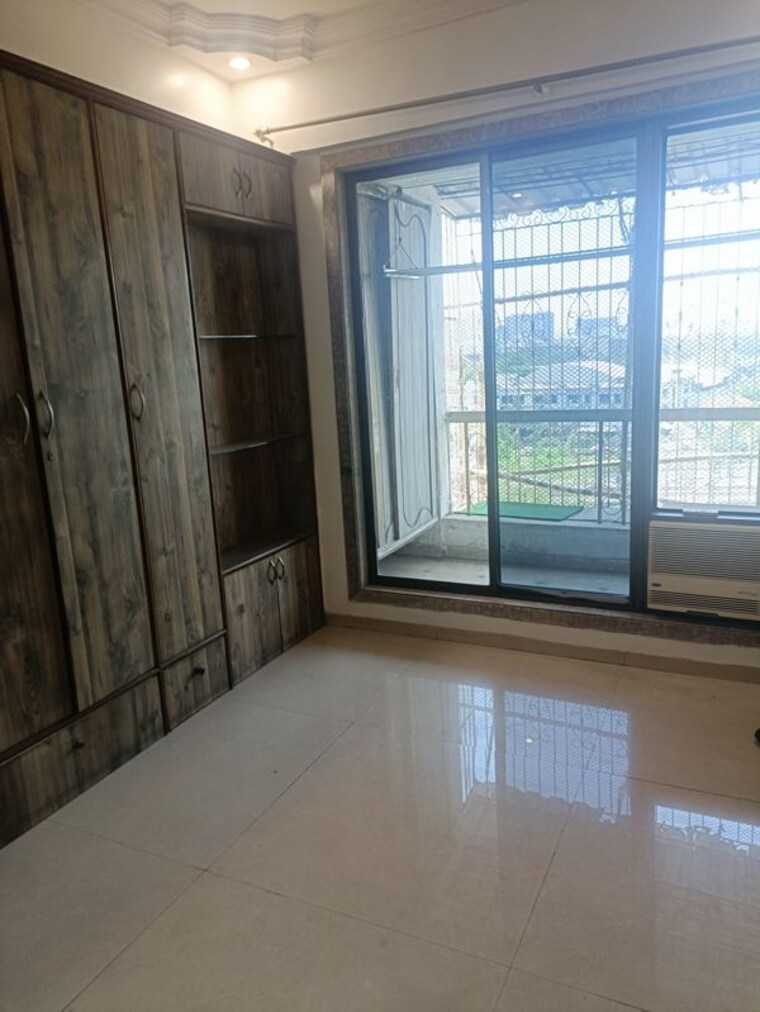 Room, sector 13 sanpada 2 Bedroom 1115 Sq.Ft. Apartment In Sector 13 Sanpada Navi Mumbai 10396923