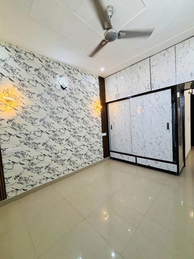 Room, dhakoli 3 Bedroom 115 Sq.Ft. Builder Floor In Dhakoli Zirakpur 10396962