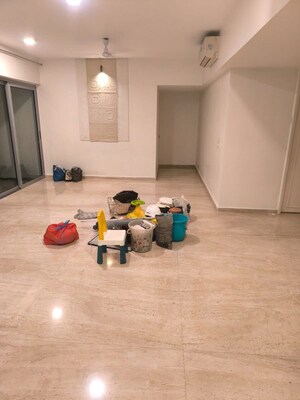 Parking in 3 BHK Apartment at Imperial Heights Goregaon West, Goregaon West – for Rent